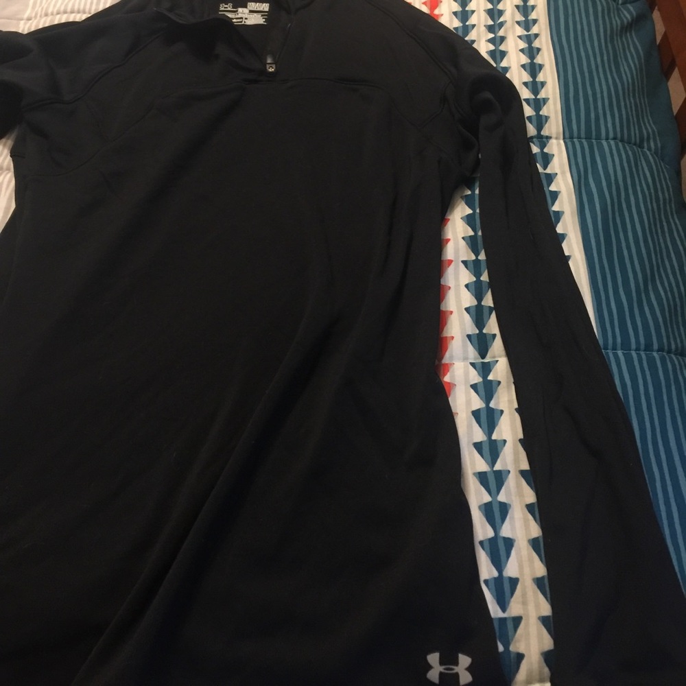 Under armour pull over